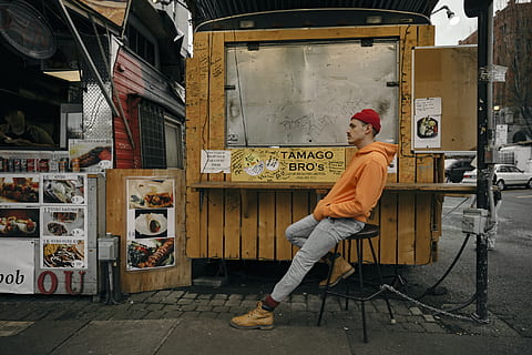Man Sitting on Barstool, Booth, city, commerce, daylight, food HD wallpaper