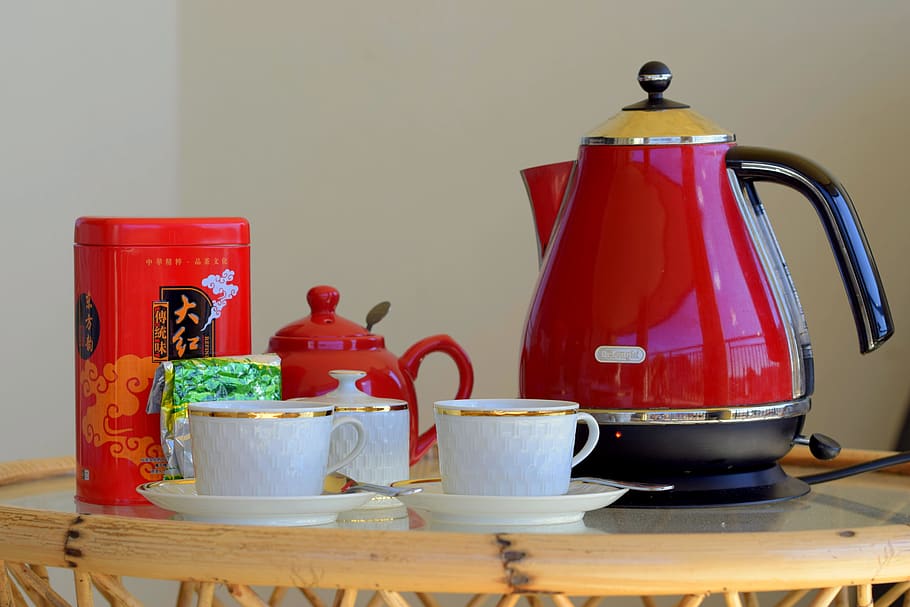 Red Kettle Beside White Teacups, beverage, coffee, container HD wallpaper