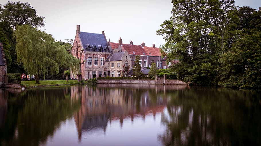 Reflection of Houses in Lake, architecture, building, daylight HD wallpaper
