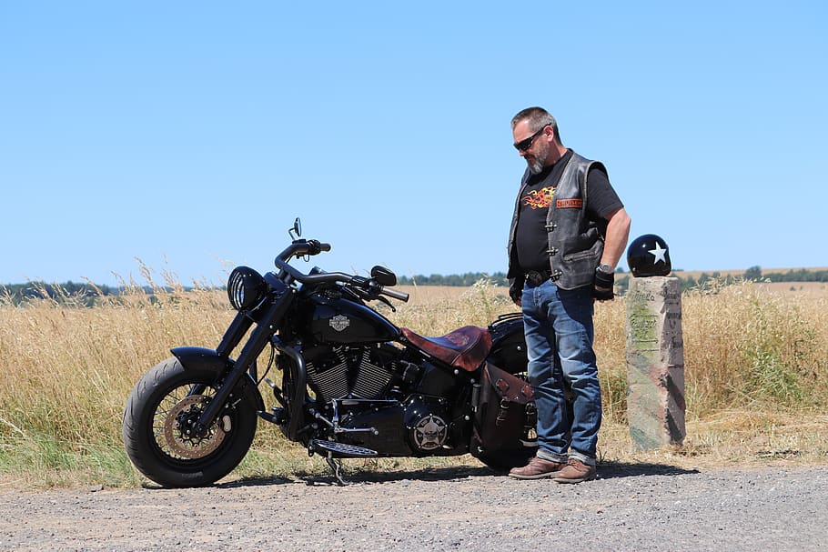 harley, davidson, motorcycle, biker, full length, one person HD wallpaper