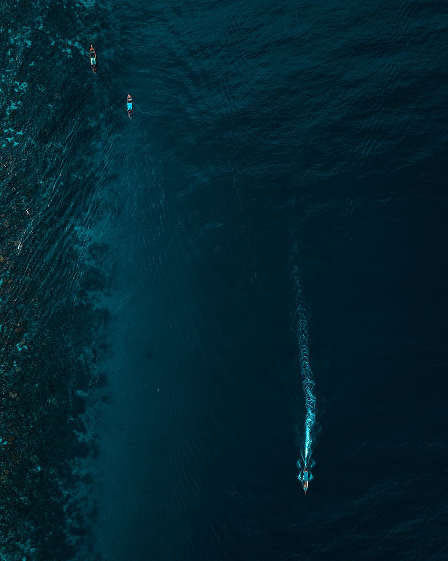 aerial view photography of boat on water, nature, outdoors, underwater, HD wallpaper