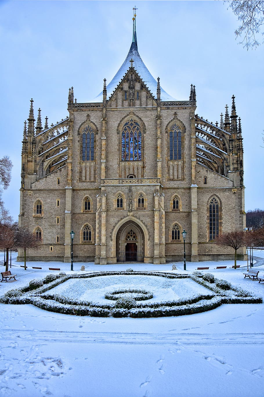 temple, st. barbora temple, kutna hora, snow, winter, cold temperature HD wallpaper