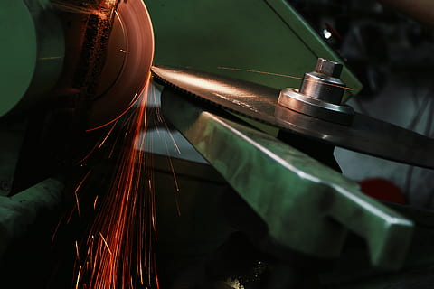 grind, grinding, metal, work, industrial, sparks, teeth, blade HD wallpaper