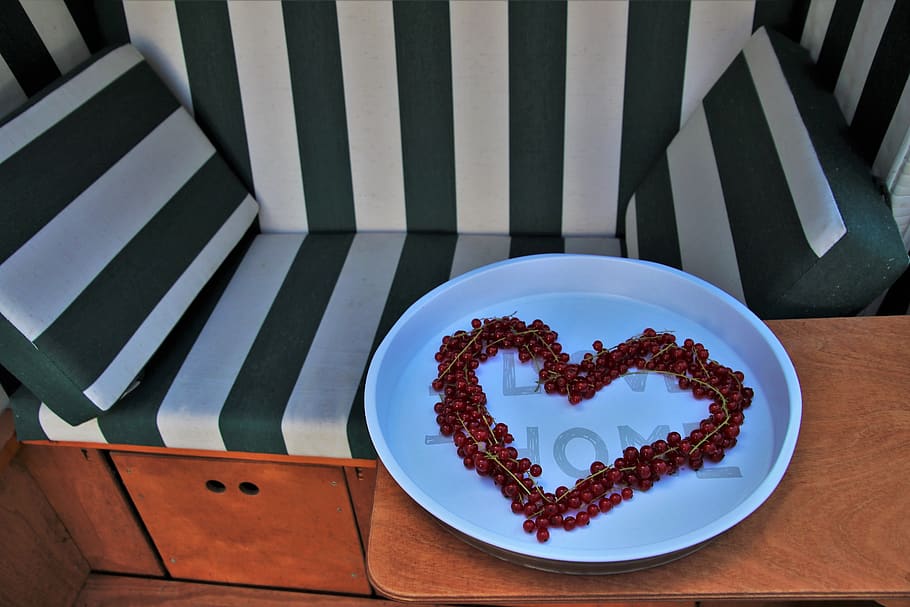 basket, currant, relaxation, sunny, garden, summer, dessert HD wallpaper