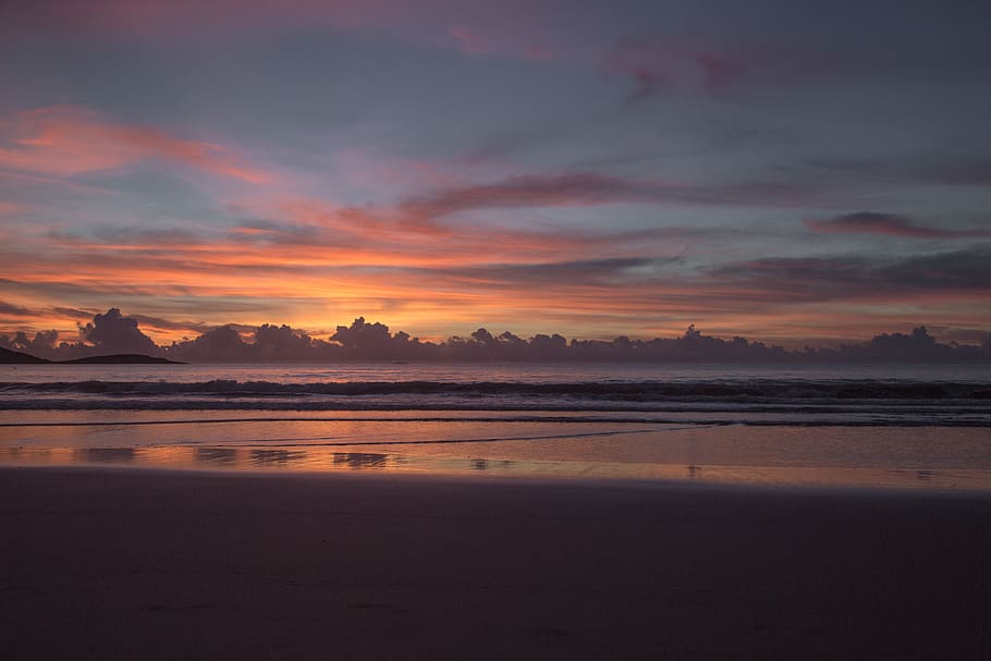 View of Water Body, beach, clouds, evening, golden hour, horizon HD wallpaper