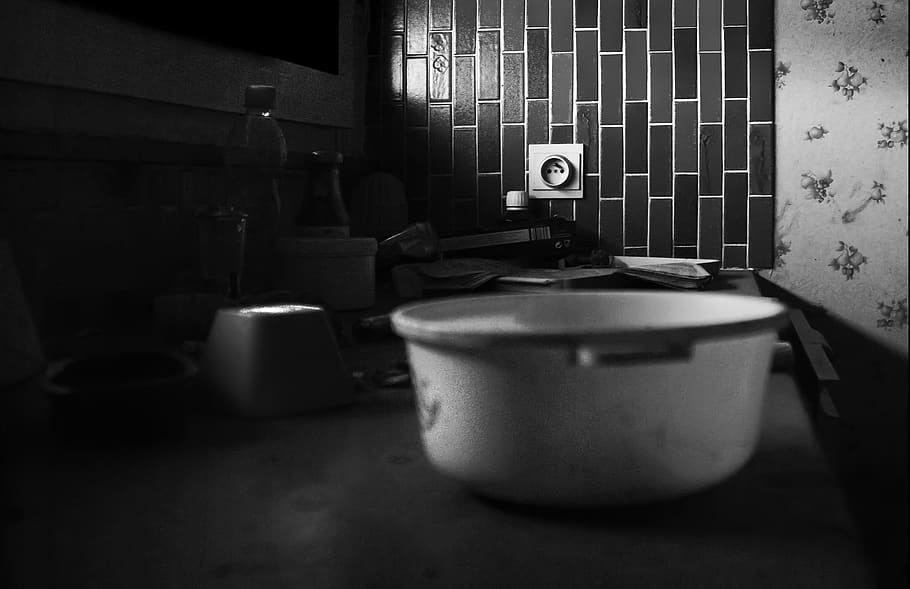 bowl, electronics, coffee cup, pot, shelf, audio speaker, lighting HD wallpaper