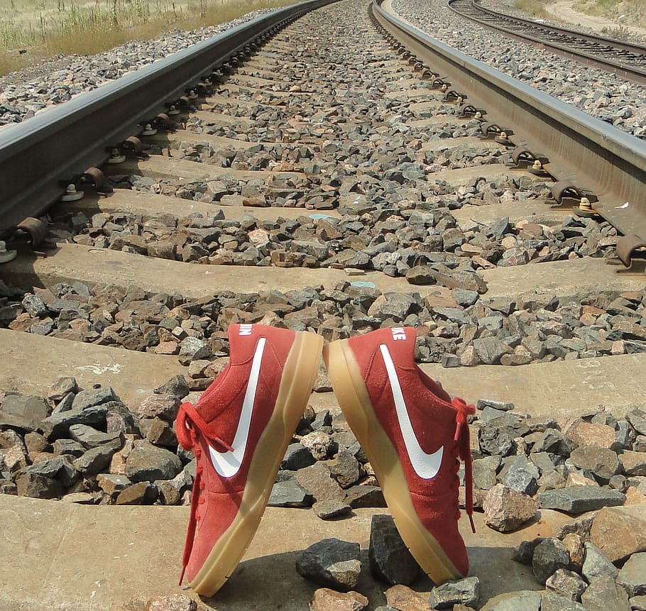 nike, shoes, tennis shoes, sneakers, railroad, railroads, train, HD wallpaper