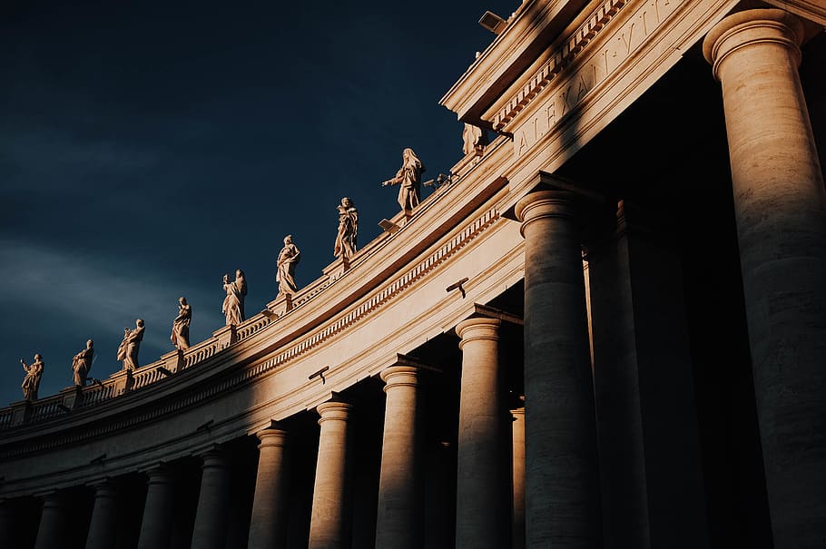 column arena under grey sky, architectural column, architecture HD wallpaper