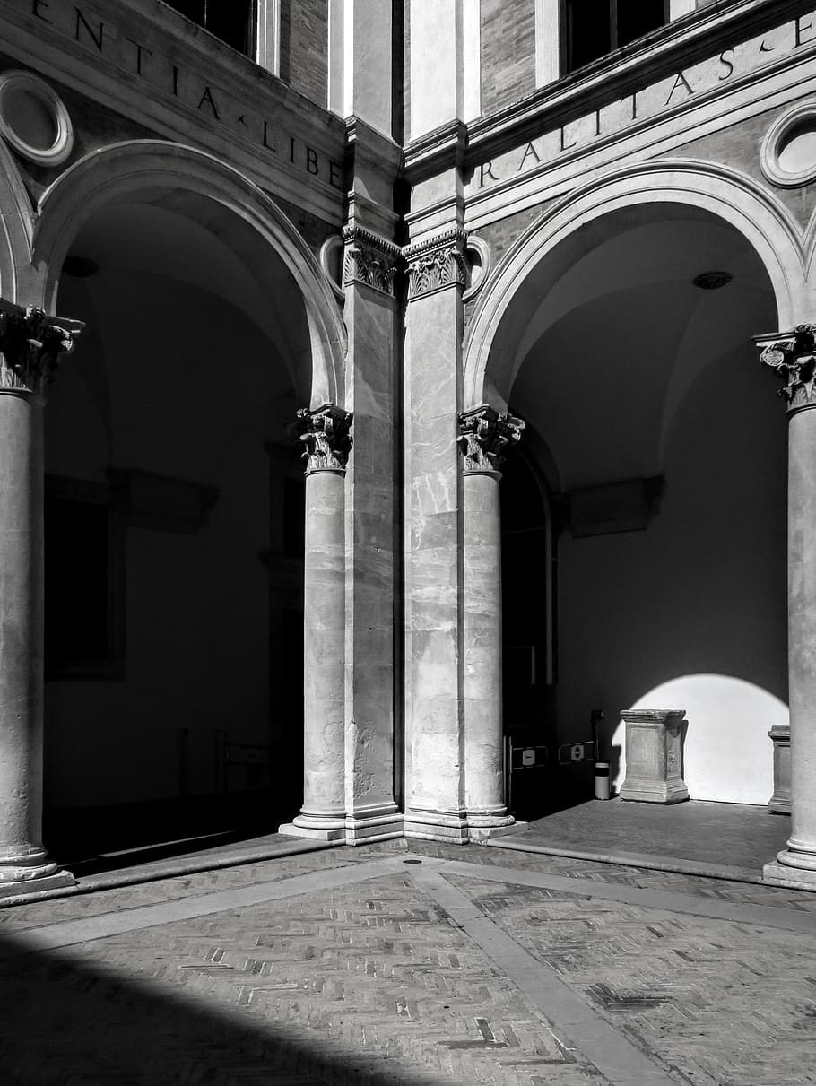 italy, urbino, palazzo ducale di urbino, stone, columns, renaissance