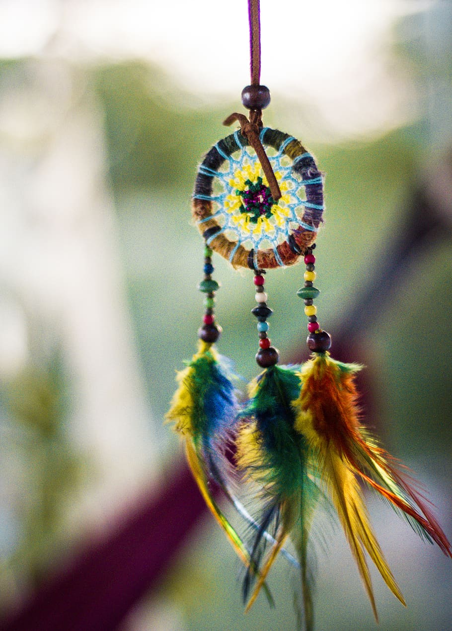 multicolored feather dreamcatcher, focus on foreground, close-up HD wallpaper