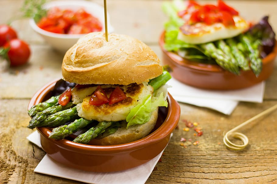 Burger With Asparagus, bread, burger buns, delicious, eat, epicure HD wallpaper