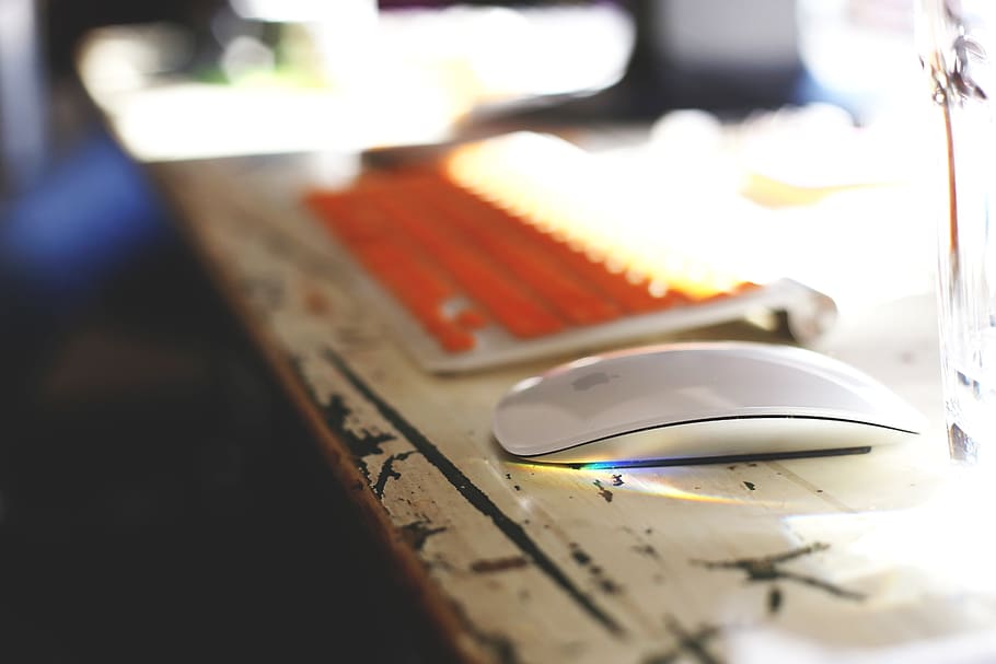 apple, mouse, keyboard, technology, office, selective focus HD wallpaper