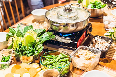 hot pot, table, veggies, food, asian, cooking, cuisine, dinner HD wallpaper