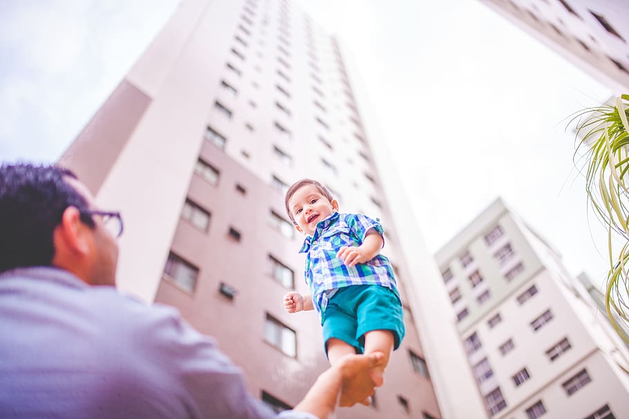 building, tower, sky, blur, people, man, kid, baby, father HD wallpaper