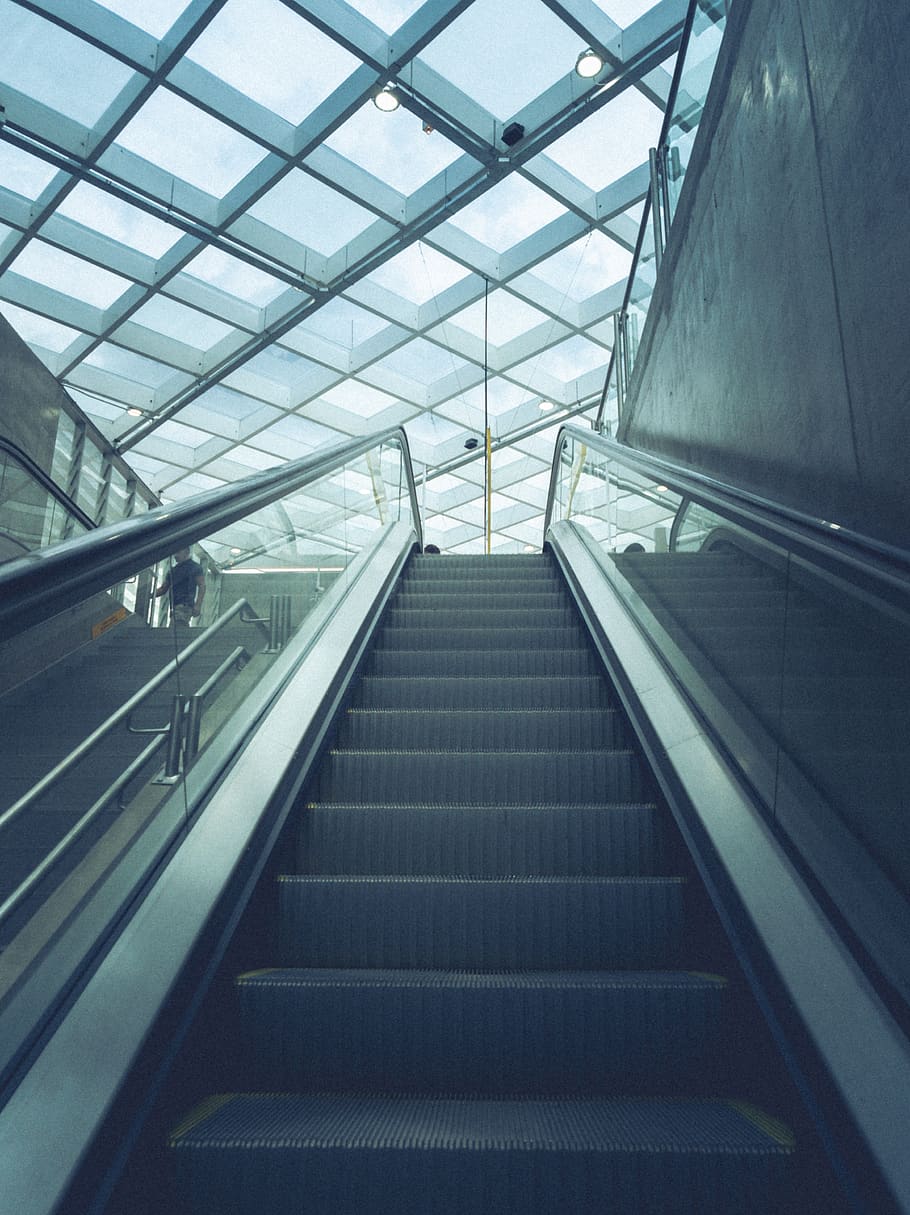 Low Angle Photography Of Escalator, building, ceiling, perspective HD wallpaper