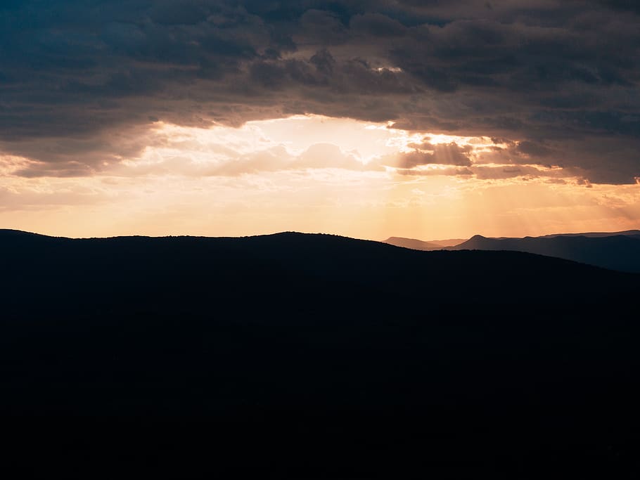 united states, front royal, clouds, light, mountain, sky, silhouette HD wallpaper