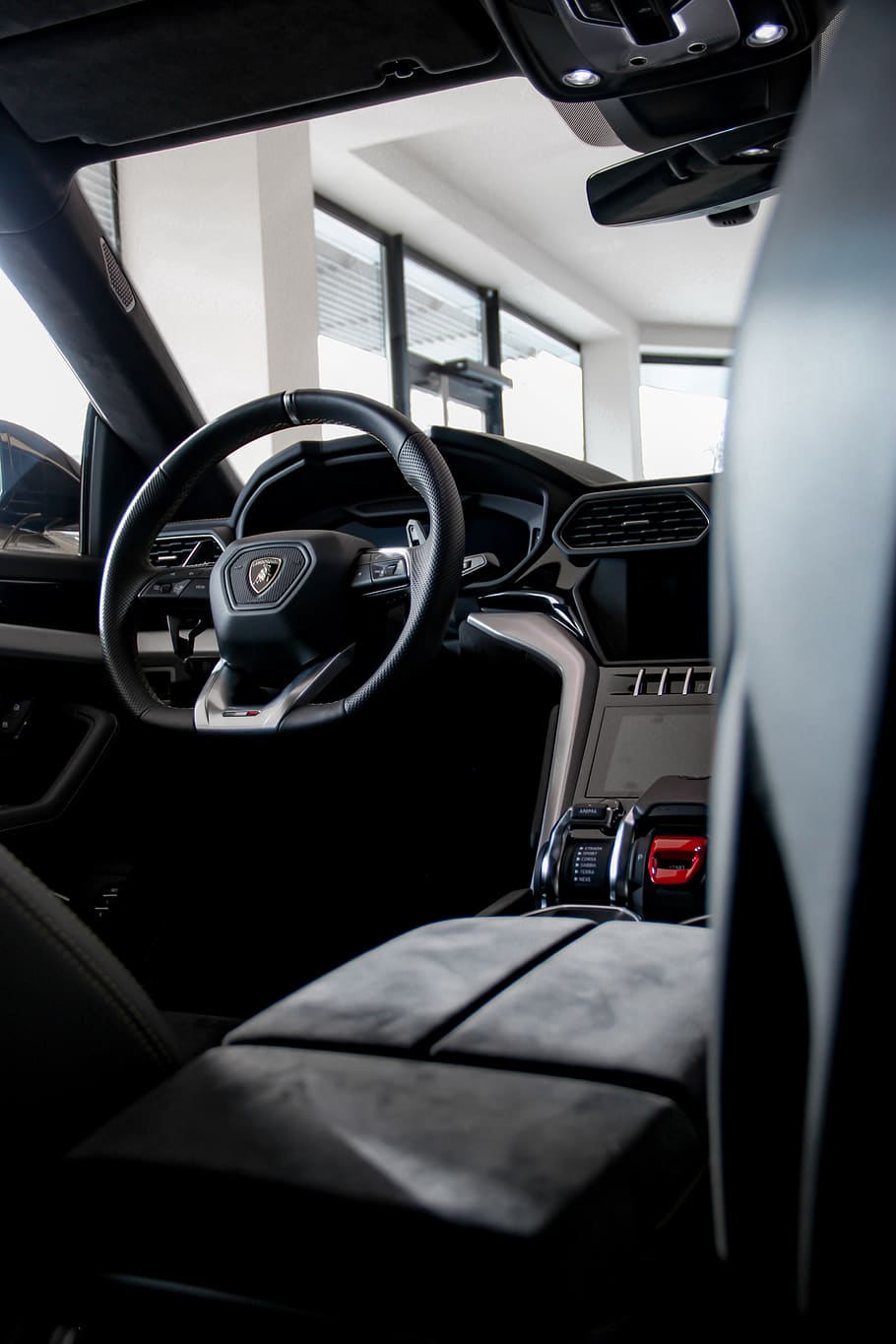 empty Lamborghini vehicle, mode of transportation, vehicle interior HD wallpaper