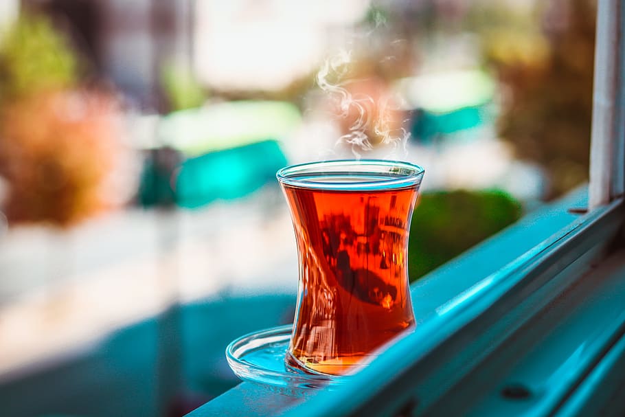 Selective Focus of Turkish Teacup Filled With Tea, blue, blur, HD wallpaper