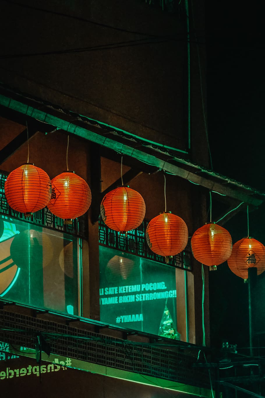 lighted red ball lanterns, yogyakarta, indonesia, daerah istimewa yogyakarta HD wallpaper
