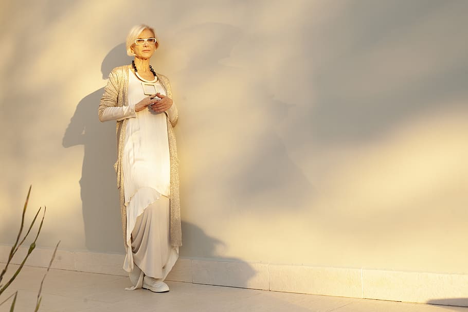 fashion, form, light, shadow, woman, style, female, attractive HD wallpaper