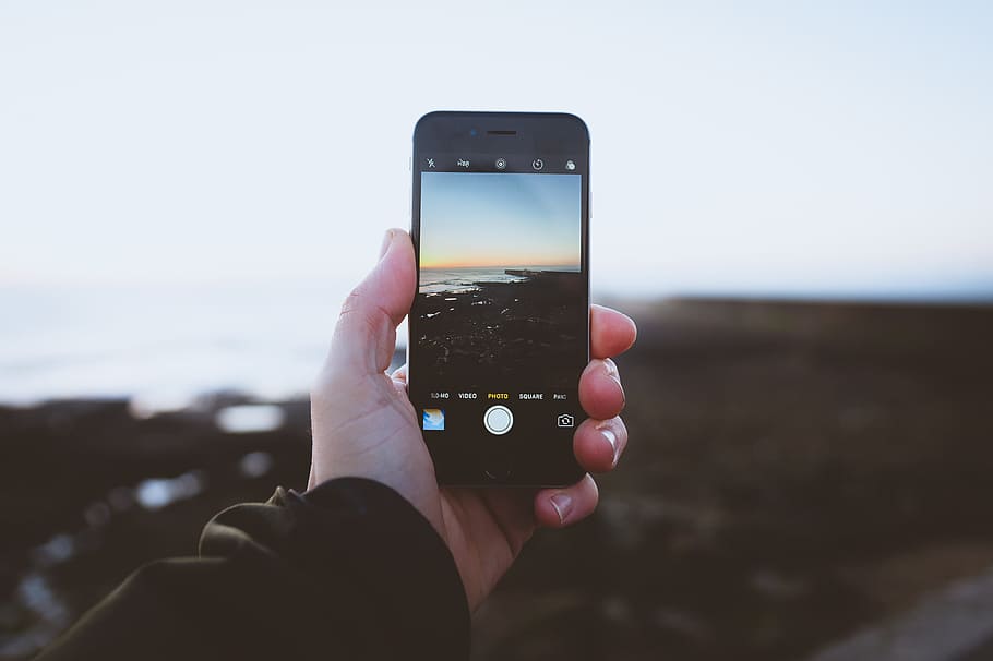 hand, palm, blur, mobile, phone, touchscreen, camera, sky, highland HD wallpaper