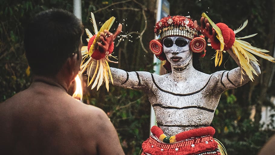 mn with costume dancing, sculpture, art and craft, representation HD wallpaper