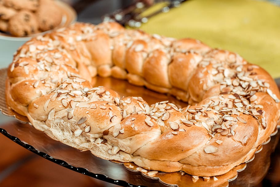 Baked Bread on Glass Top, bread with nuts, close-up, delicious HD wallpaper