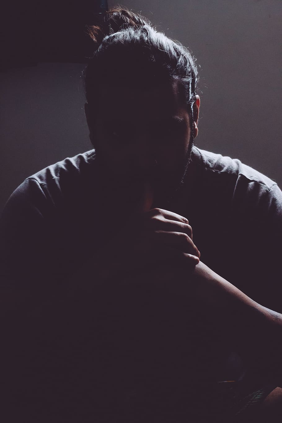 boy, guy, man, shadow, natural light, beard, silence, one person HD wallpaper