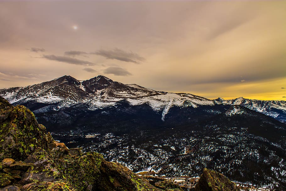 gray and brown mountain in aerial shot, rock, stone, dusk, dawn HD wallpaper