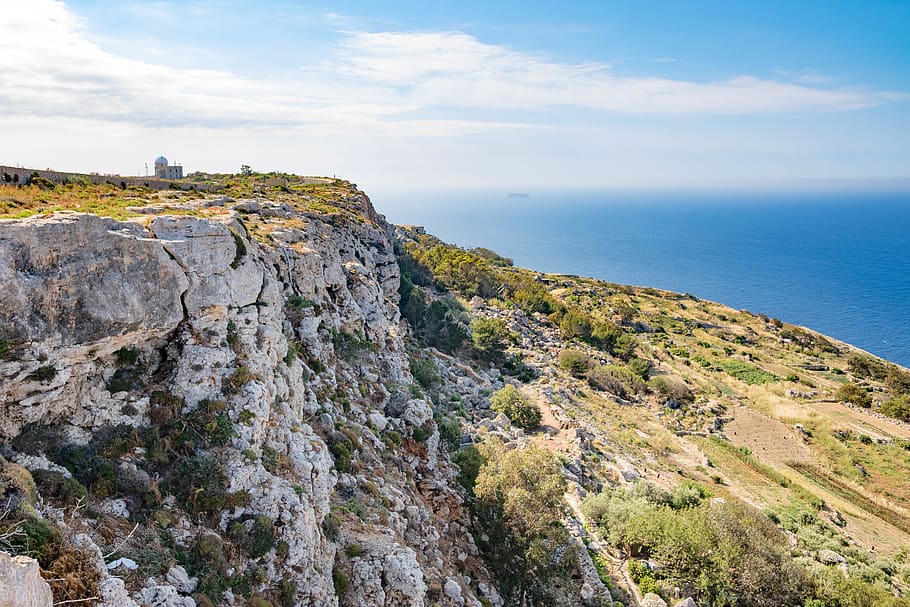 malta, siggiewi, dingli cliffs, seaview, spring, rocks, clear sky
