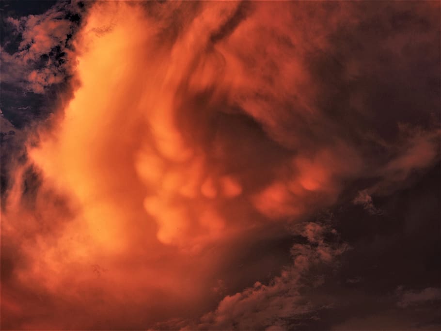 Orange Cloudy Sky, clouds, dark, dawn, daylight, HD wallpaper HD wallpaper