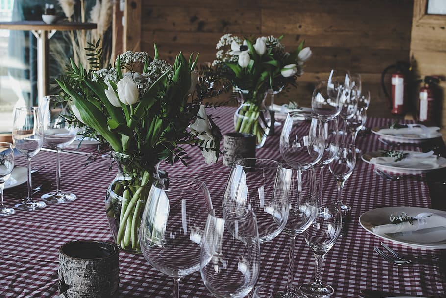 table, plate, utensils, fine dining, lunch, meeting, centerpiece HD wallpaper