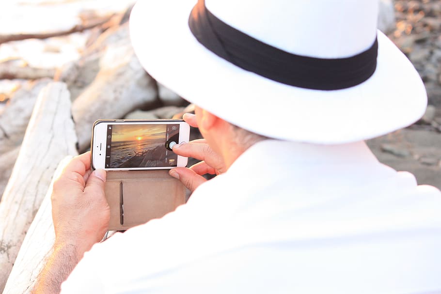 Person Taking Photo of Sunset, beautiful, capturing, iphone, smartphone HD wallpaper