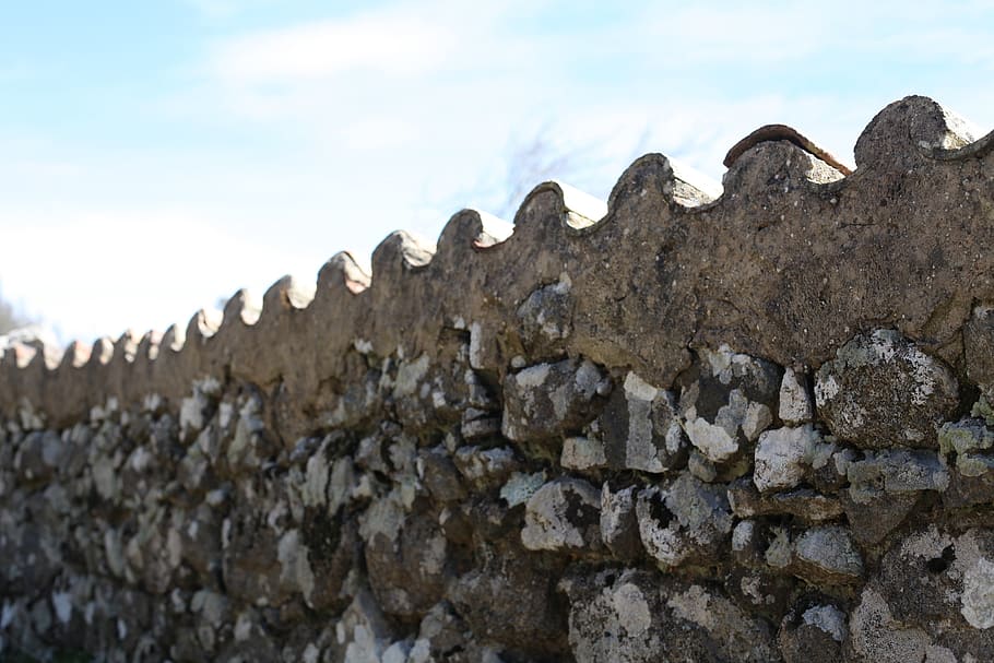 old house, roof, sky, wall, solid, cloud - sky, no people, nature HD wallpaper