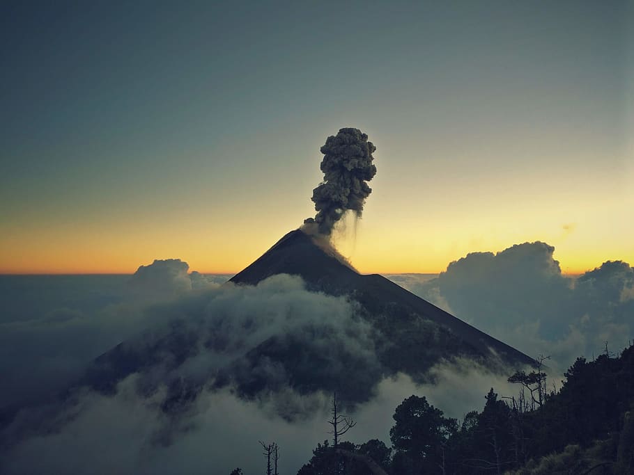 mount erupting smoke, sky, mountain, beauty in nature, tree, scenics - nature HD wallpaper