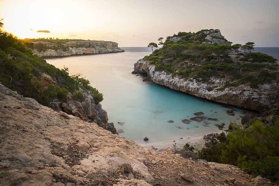 Landscape Photography of Islands, bay, beach, idyllic, nature HD wallpaper