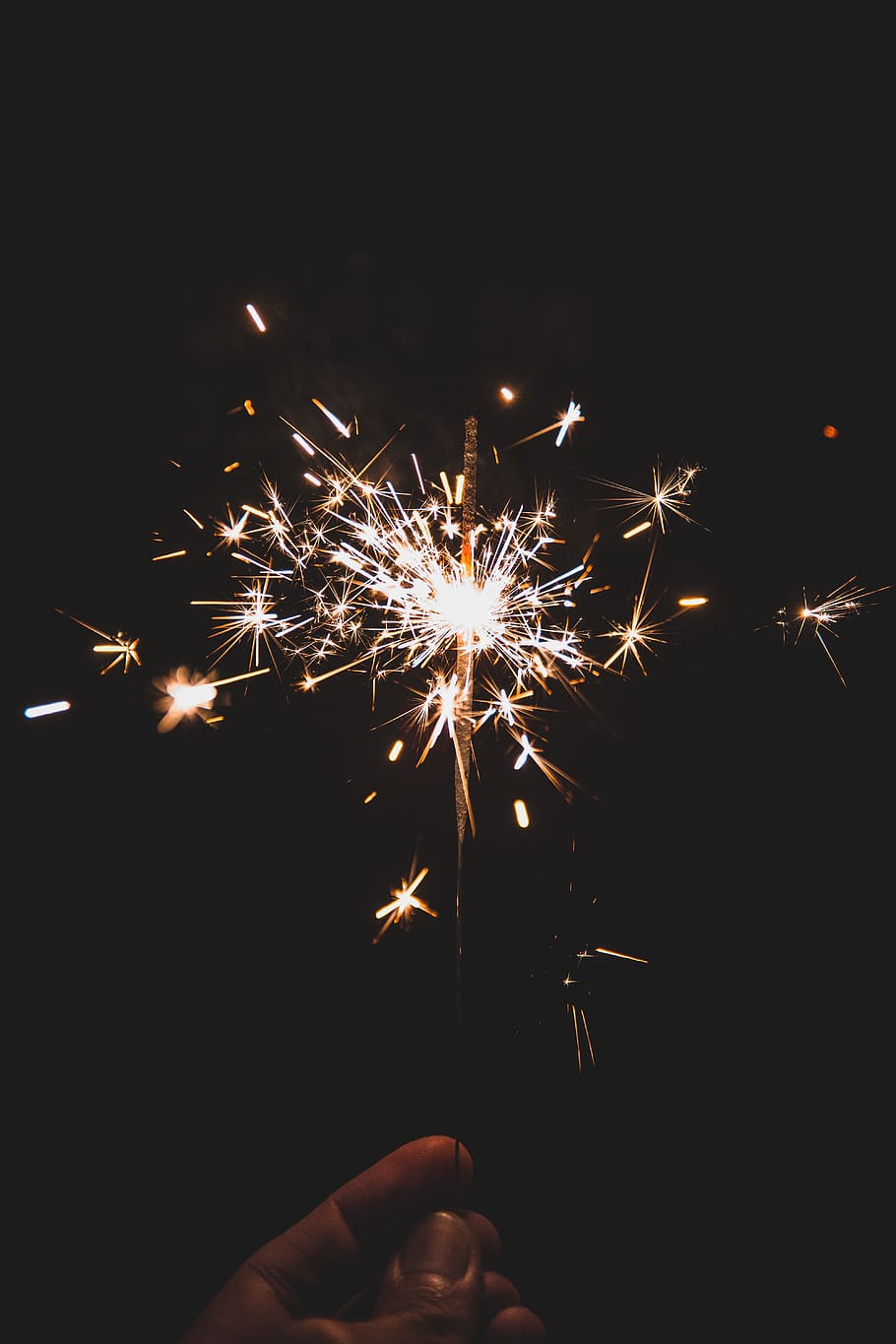 sparklers, diwali, fireworks, glow, new year, new years, bokeh, HD wallpaper
