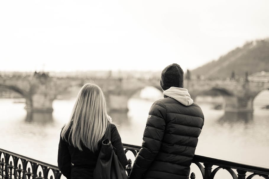 prague, bridge, couple, two people, rear view, togetherness HD wallpaper