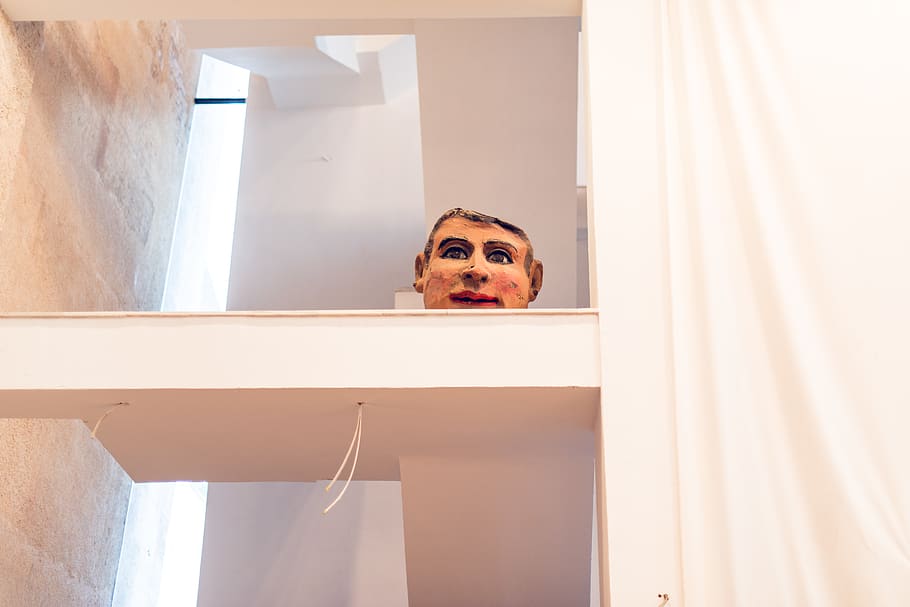 human face decor on shelf, head, person, people, xàtiva, spain HD wallpaper