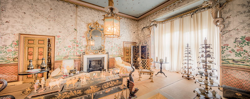 figurines on table near window, skirlaugh, burton constable hall HD wallpaper