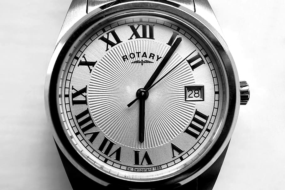 Round Gray Rotary Analog Watch 6:06 Display, blur, close-up, date HD wallpaper