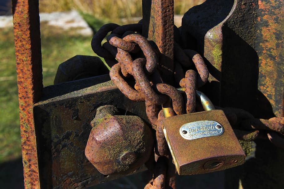 rust, gate, door, old, lock, rusty, iron, metal, closed, padlock HD wallpaper