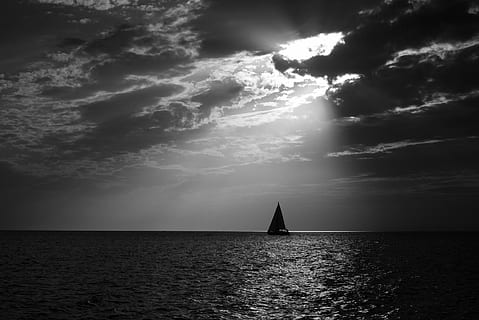 lake, water, sky, clouds, sun, boat, sail, black and white HD wallpaper