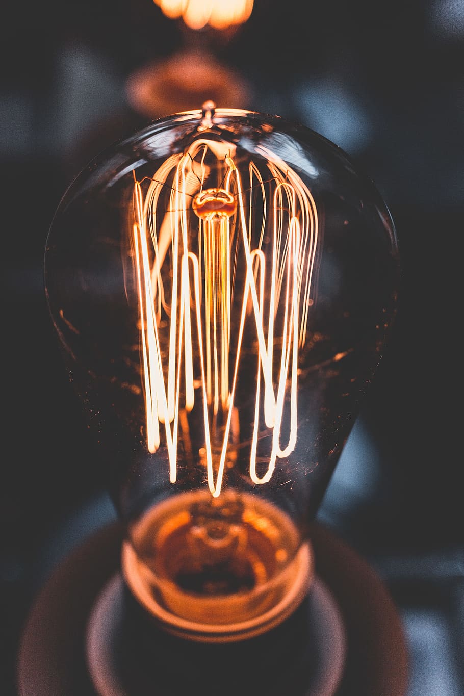 Close Up Photo of Incandescent Bulb, blur, close-up, dark, depth of field HD wallpaper