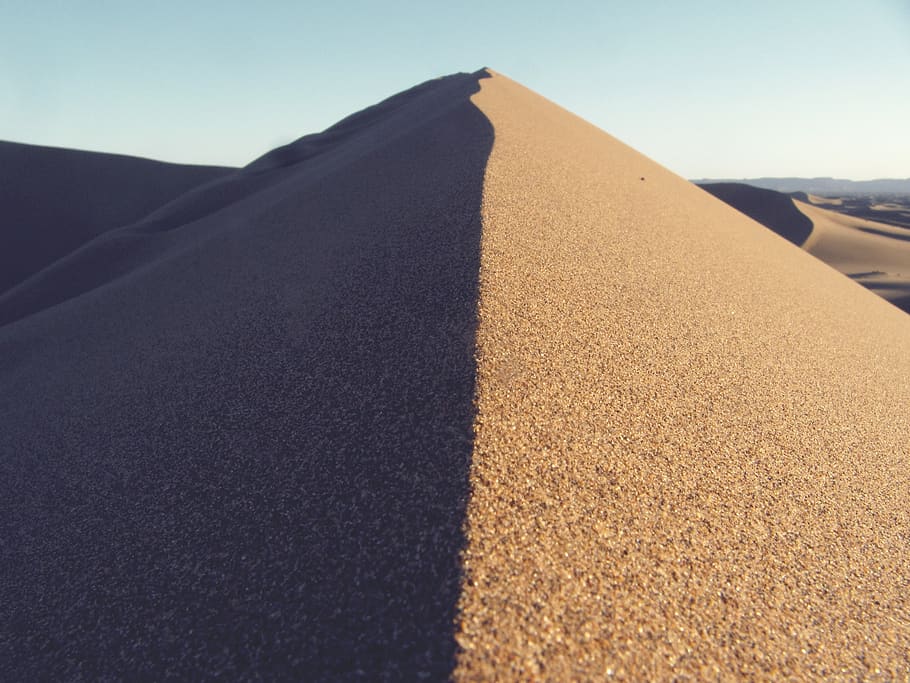 sand, dunes, desert, hills, sunlight, sky, nature, no people HD wallpaper