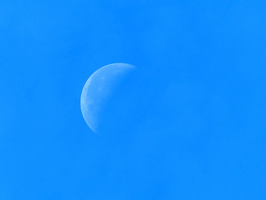 Moon Illustration, blue, half moon, sky, no people, copy space HD wallpaper