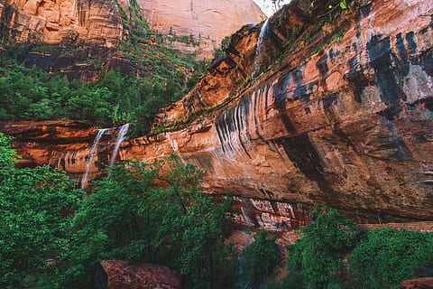 waterfalls from rock mountain, landscape, red rock, cliff, tree HD wallpaper