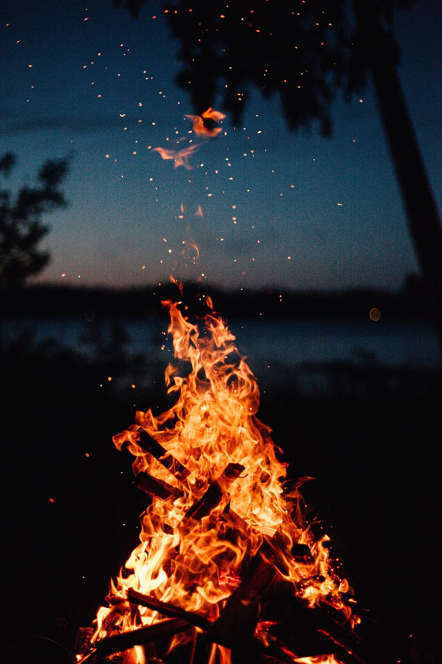 close view of bonfire, flame, campfire, camping, leisure activities, HD wallpaper