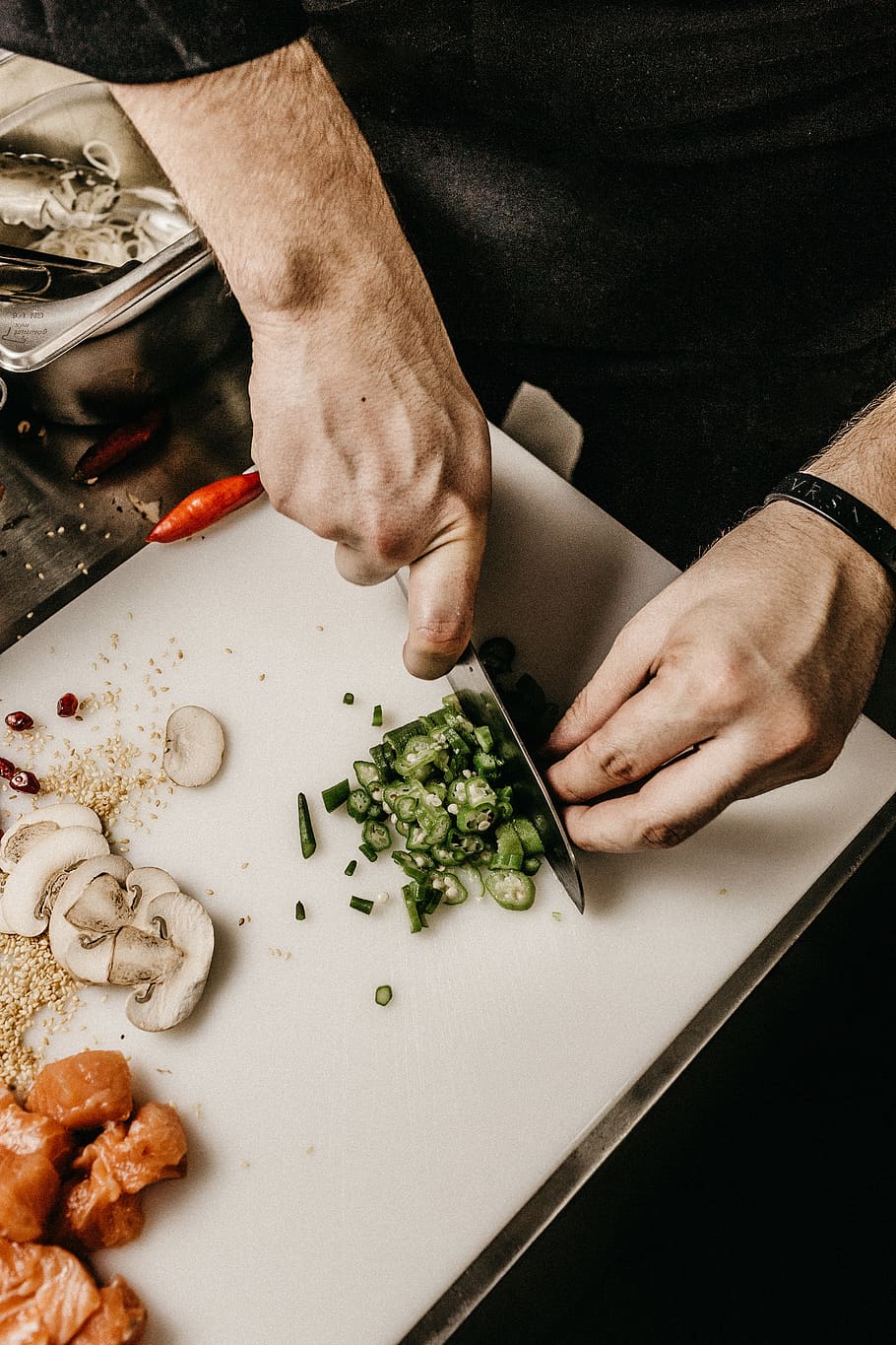 person slicing vegetable, plant, food, human, produce, culinary, HD wallpaper