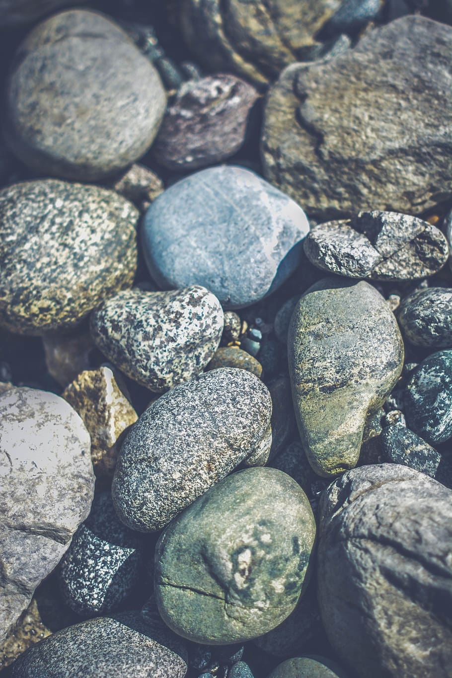 White Brown and Black Stone, pebbles, rocks, stones, full frame HD wallpaper